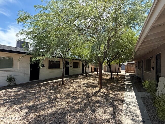 Photo - 1625 W Fillmore St Townhome