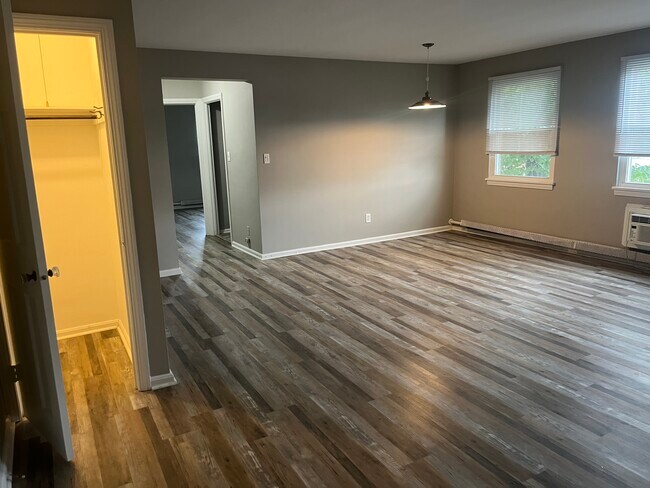 Photo - 13773 Cedar Rd Unit 202