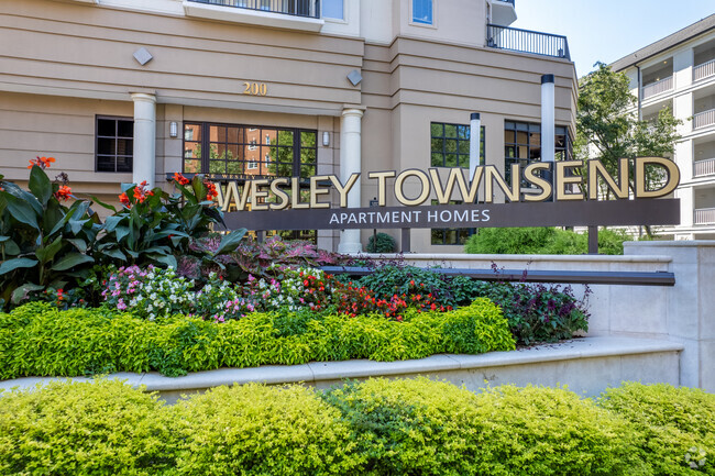 Wesley Townsend Apartments at Buckhead - Wesley Townsend Apartments at Buckhead