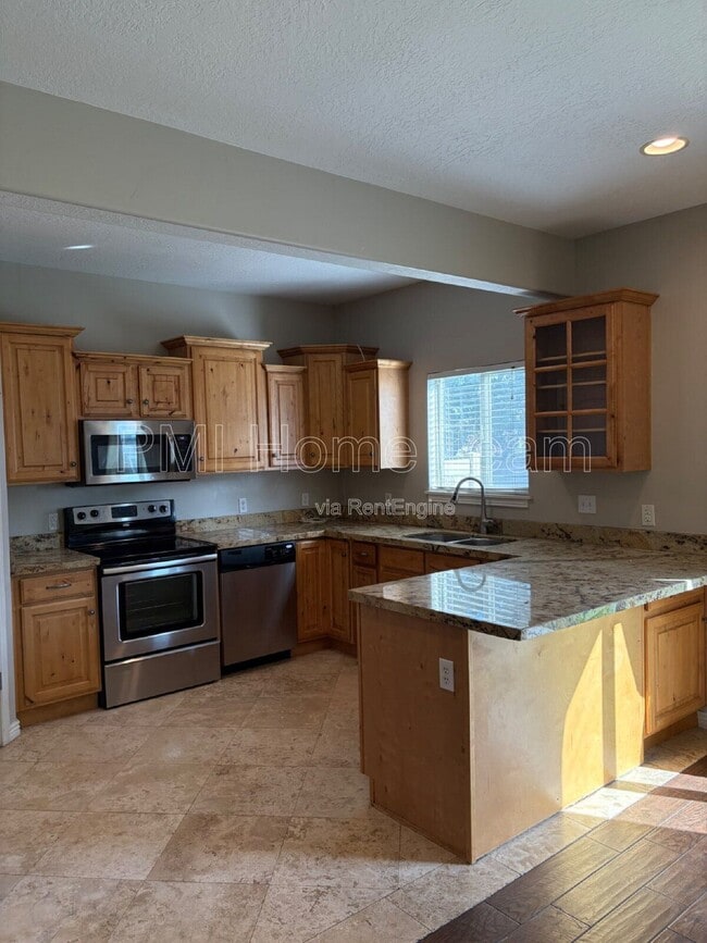 Photo - 260 Ailee Lane