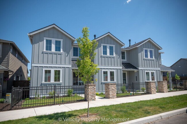 Photo - 3032 NE Terreo Pl Unit #2