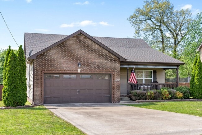 Photo - 3 Bedroom Home For Rent Near Post!