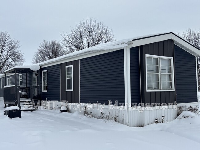 Building Photo - 1735 Blackhawk Dr