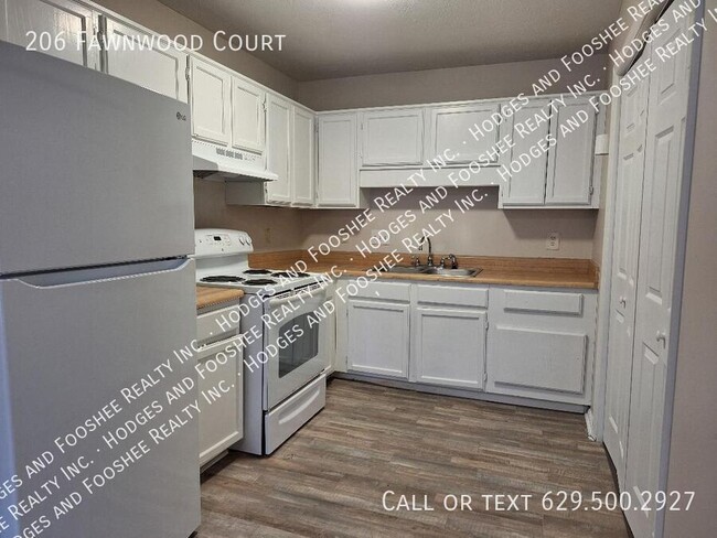 Photo - 206 Fawnwood Ct