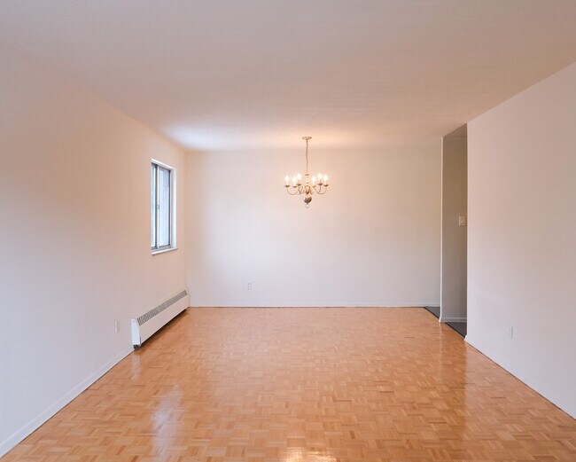 Photo - Cedar Hill Apartments