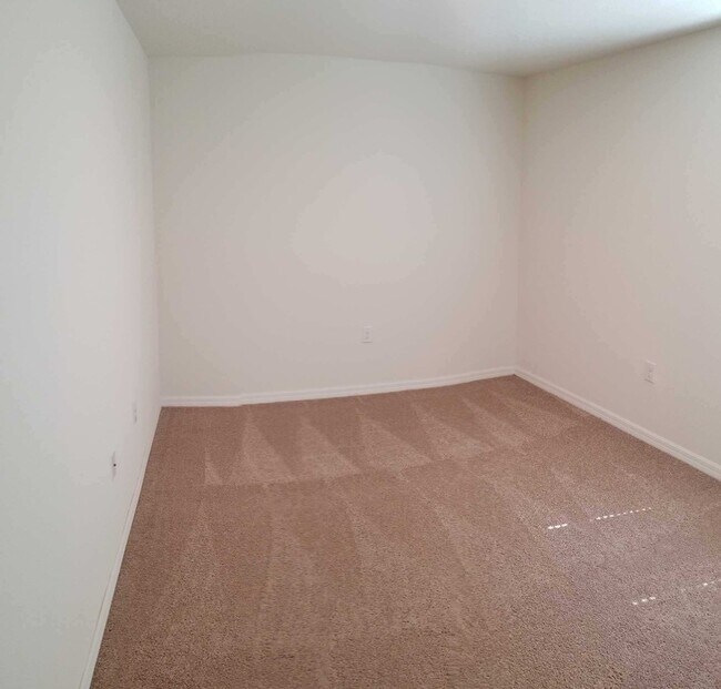 Photo - 3/2.5 Port Orange Townhome