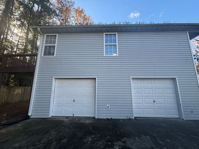 Photo - 3 Bed 3 Bath Garage Apartment Home