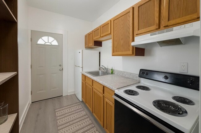 Photo - 1515 Taylor Ave