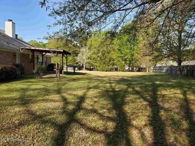 Photo - 208 Foxwood Cove