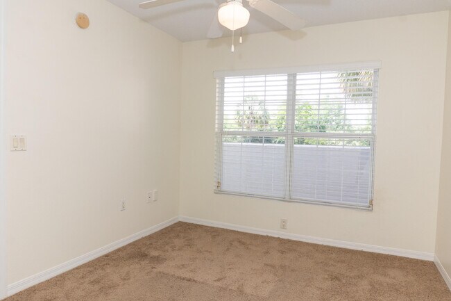 Photo - 4270 Calinda Ln