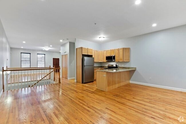 Building Photo - 873 Harrison Ave Unit 873 Rental