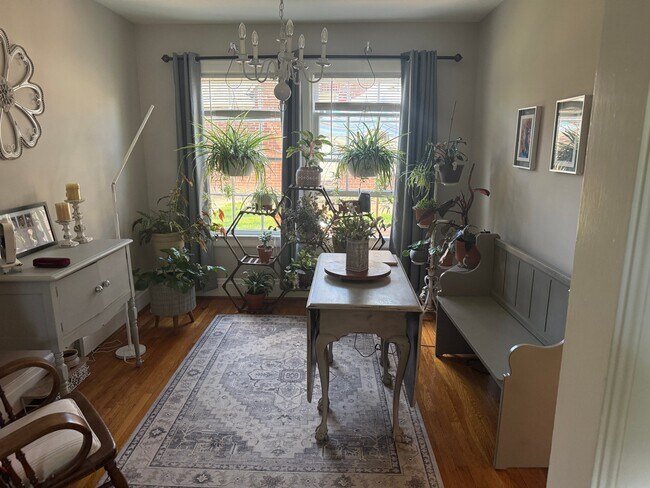 Photo - 3921 Beech St