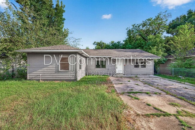 Building Photo - 5910 Southtown St