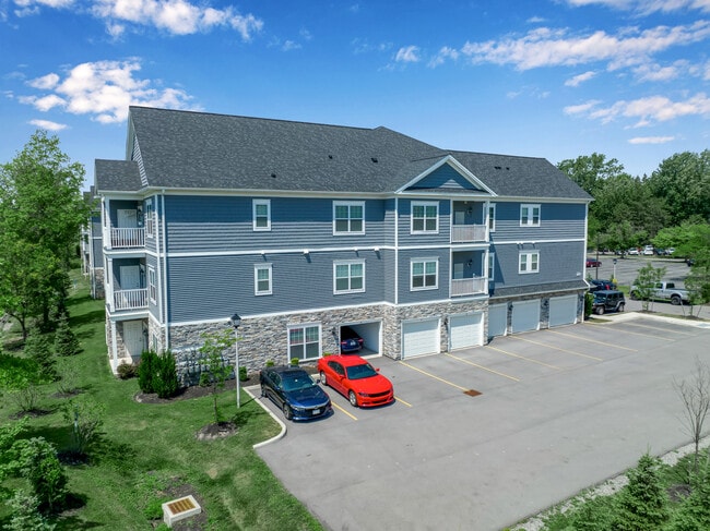 Parkway Luxury Apartments