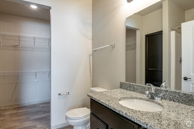 2 BR, 2.5 BA - 1,300SF