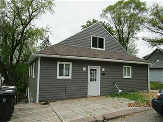 Photo - 1412 N 6th St Apartments