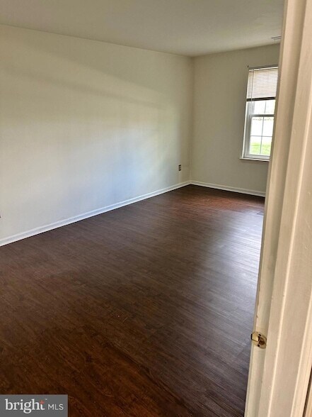 Photo - 601 Ferris Ln