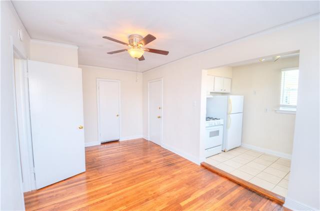 Photo - 318 Ridgelake Dr