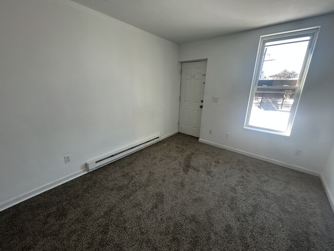 Photo - 218 N 6th St Unit 3