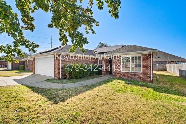 Photo - Eco-Friendly Solar Home in Bentonville!