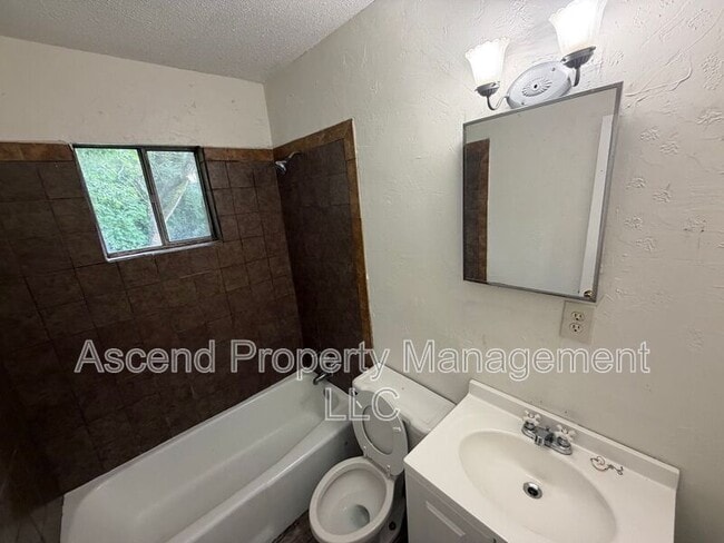 Photo - 1206 Sholar Ave