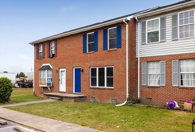 Photo - 513 Buckingham Dr