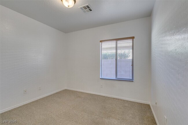 Photo - 4013 Gliding Gulls Ave