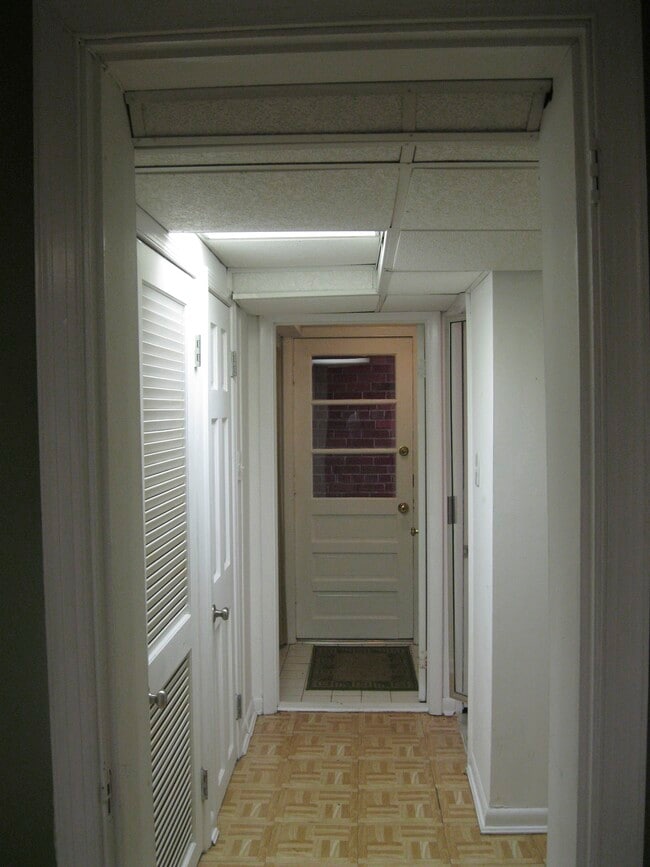 Photo - 2319 Huidekoper Pl NW Unit Basement Studio