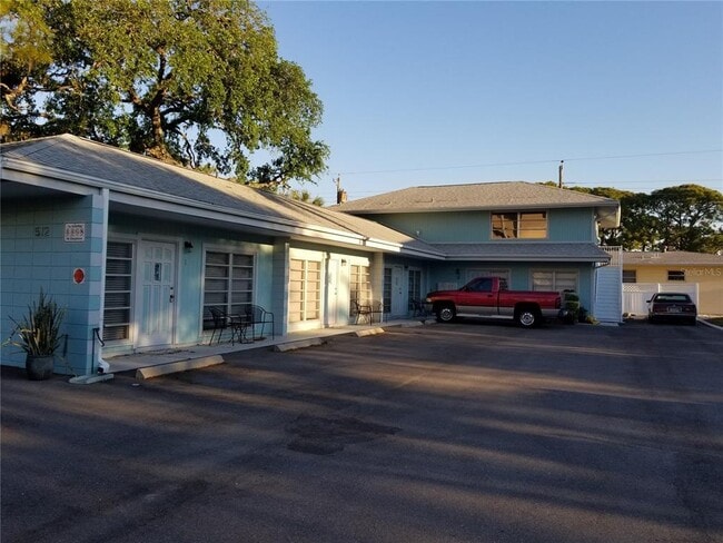 Building Photo - 512 Barcelona Ave Unit 5 Rental