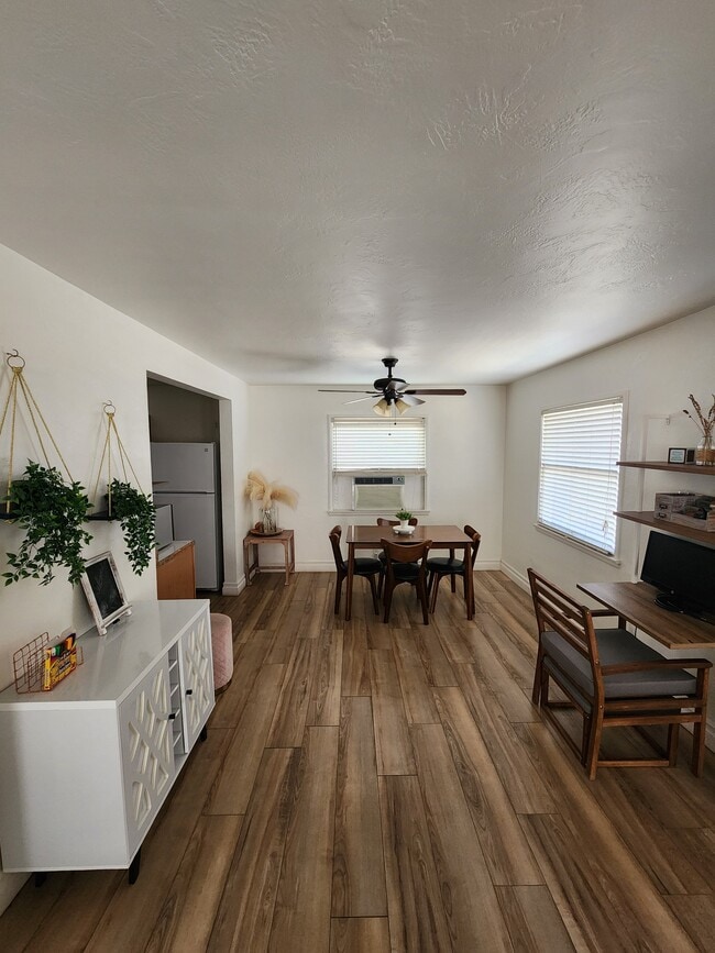 Photo - 278 E Merritt Ave