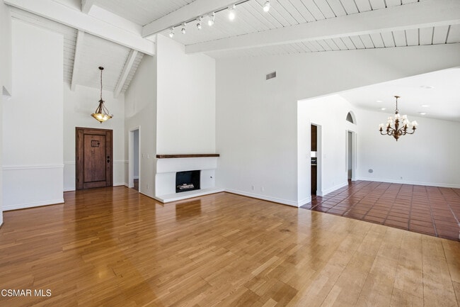 Photo - 1090 Elfstone Ct