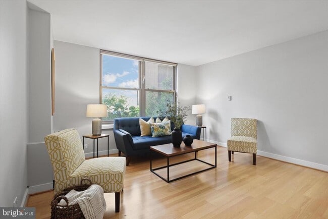 Photo - 1260 21st St NW Unit 108