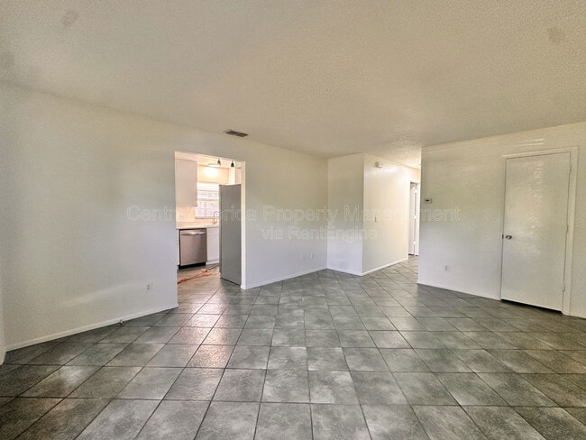Photo - 1432 Lantry Ct