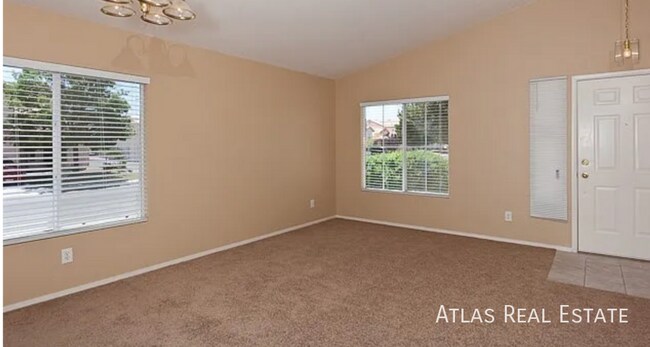 Photo - 5508 Cloudy Glen St