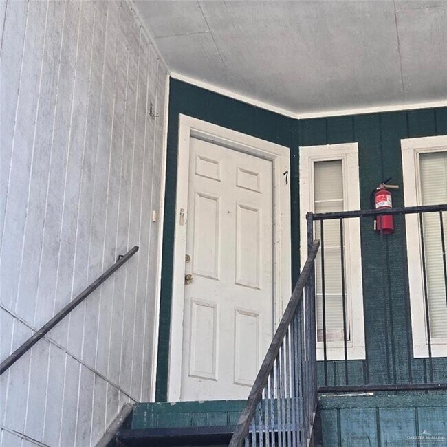 Photo - 13 W Daffodil Ave Unit 7