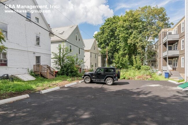 Photo - 20 Montfern Ave Unit 3
