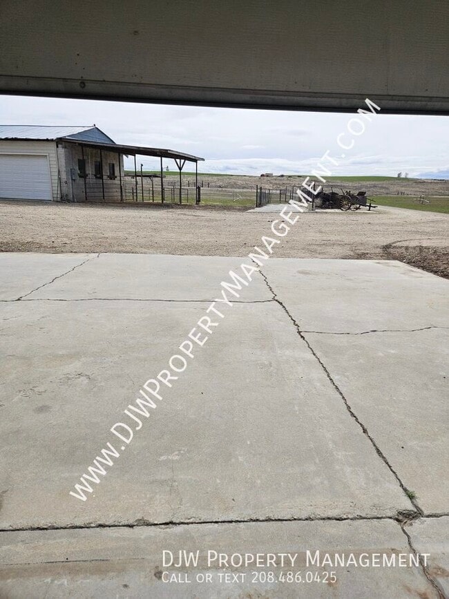 Photo - 7196 Edna Ln