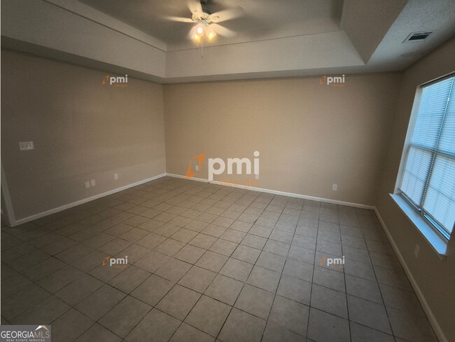 Photo - 125 Orchard Pass