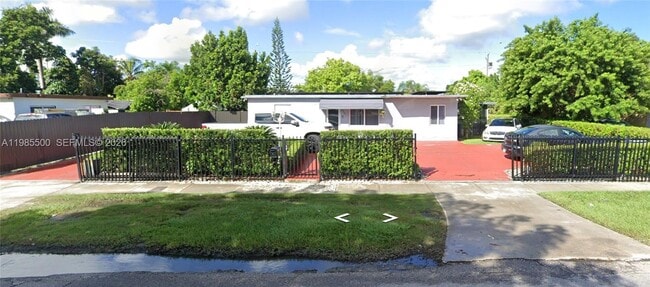 Building Photo - 29420 SW 152nd Ave Unit 2