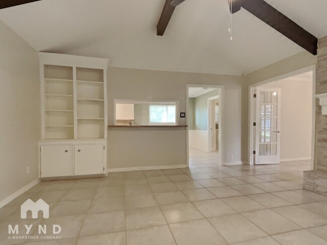 Photo - 4003 Highknoll Ln