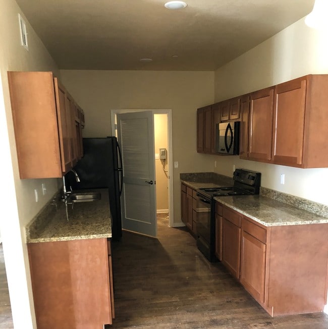 Photo - Dixon Park Apartments