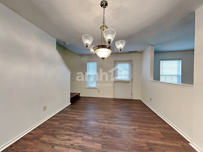 Photo - 2322 Bristol Dr