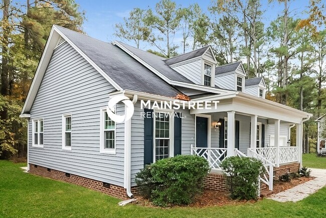 Photo - 3 Bedroom Pet-Friendly Home in RALEIGH, NC with Main Street Renewal