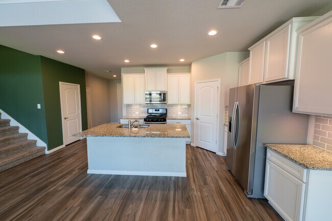 Photo - 1258 Sandstone Hls Dr