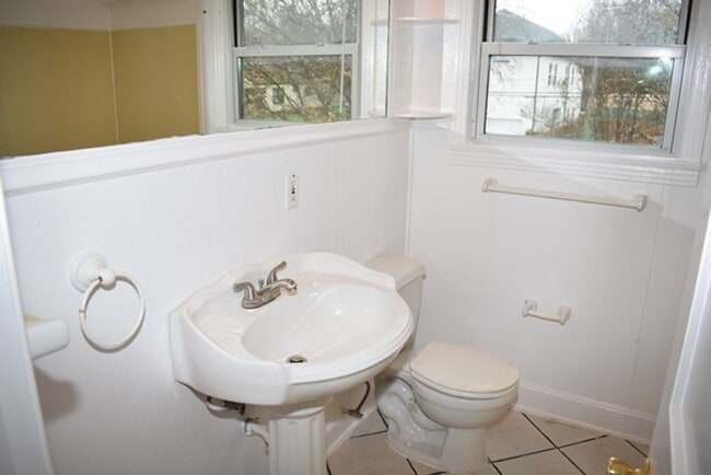 Photo - 3833 Dexter Ave