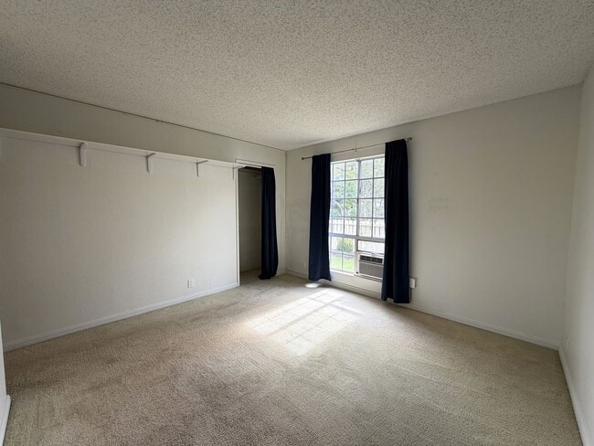 Photo - Villages at Waipio (Waipahu) - Ground Floor Unit, 2 bedroom/2 bathrooms and 1 parking stalls