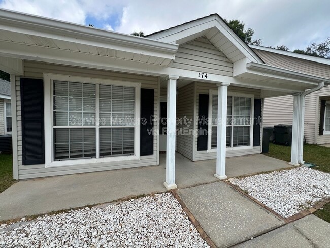 Photo - 174 Wildflower Ln