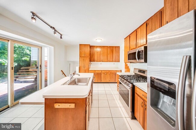 Photo - 6715 Tildenwood Ln