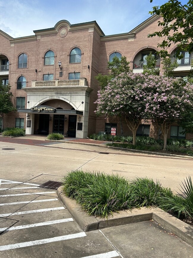 Building Photo - 2299 Lone Star Dr Unit 109