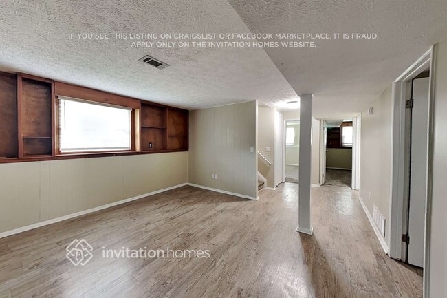 Photo - 390 Hembree Forest Cir